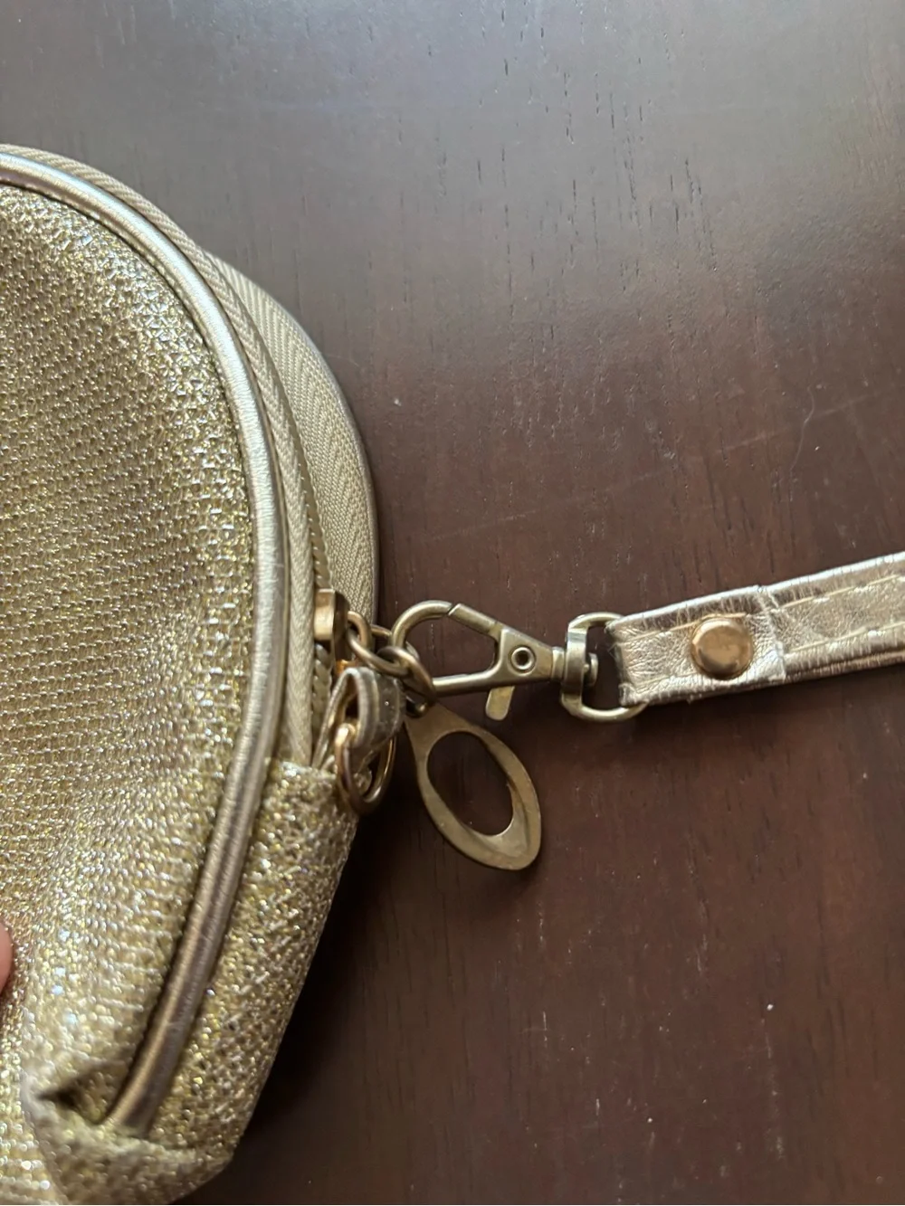 Unknown brand gorgeous gold